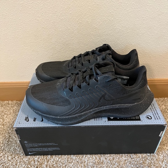 Men’s Nike Air Zoom Pegasus 38 Shield (New) - Picture 9 of 11